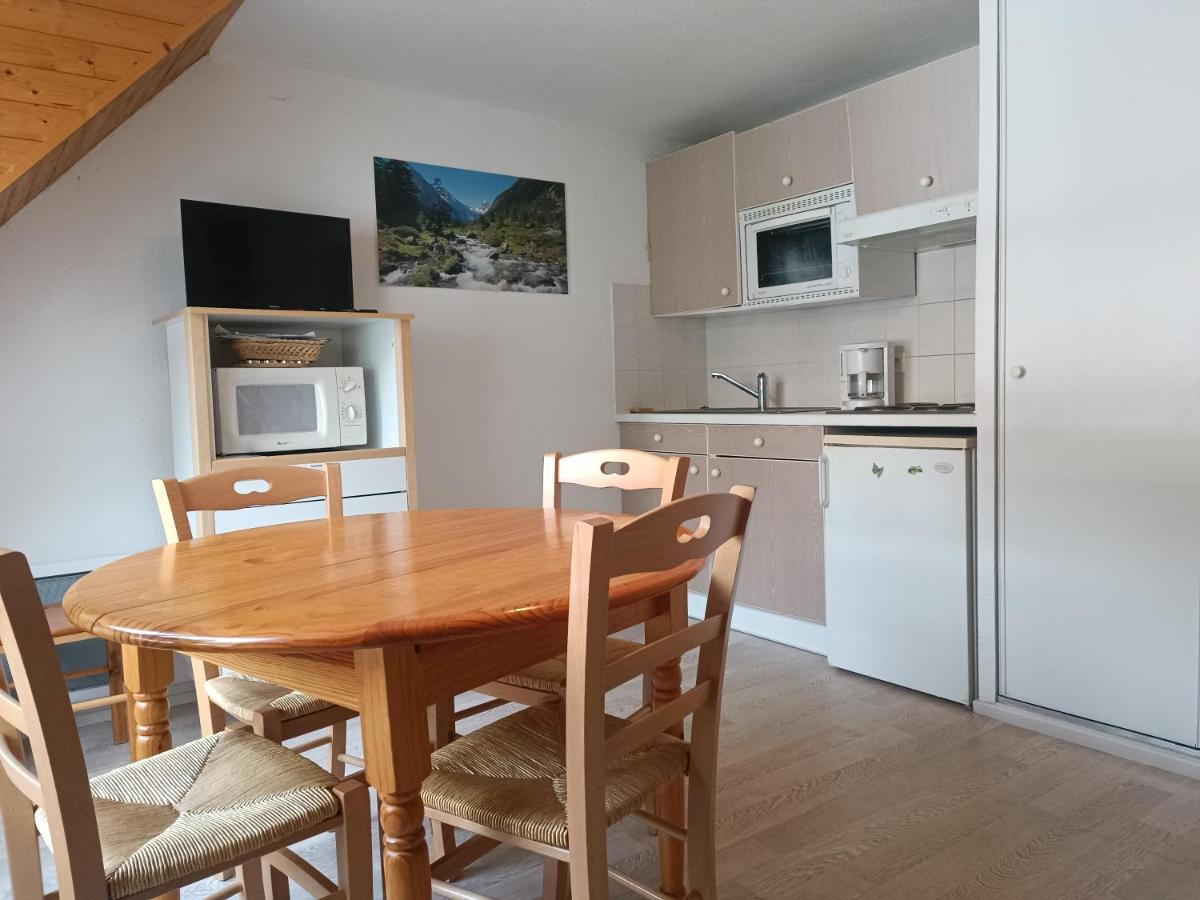 Joli T2 Avec Alcove Wifi 4 Pers Linge De Maison Inclus Cauterets